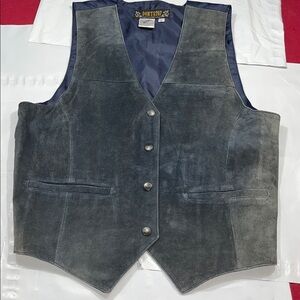 Vintage BLUE SUEDE Leather VEST size Med WOMEN’S snap front,  3 pockets western